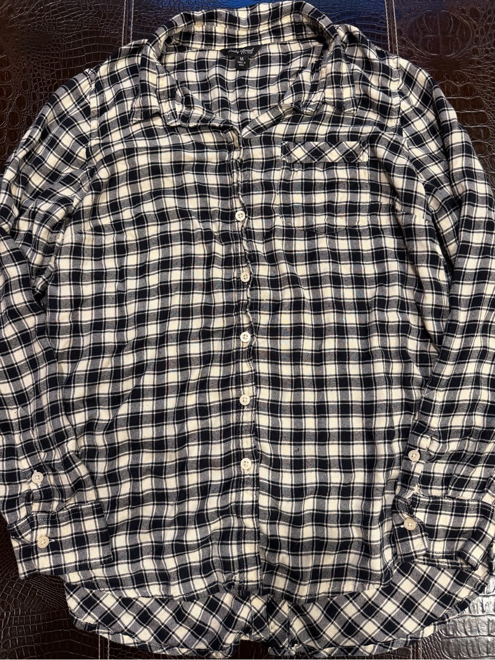 Lucky Brand Black & White Plaid Button-Down Shirt Women’s Medium